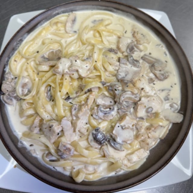 Chicken Alfredo.