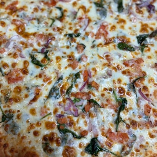 Alfredo Pizza.